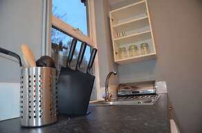 People Boxes Apartments - 38 Ridgway