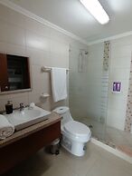 Luxury Suites Riverfront GYE