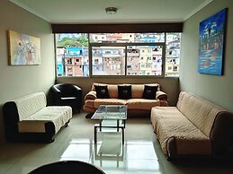 Luxury Suites Riverfront GYE
