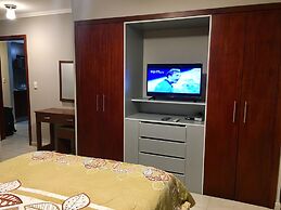 Luxury Suites Riverfront GYE