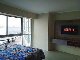 Luxury Suites Riverfront GYE