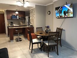 Luxury Suites Riverfront GYE