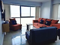 Luxury Suites Riverfront GYE