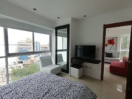 Luxury Suites Riverfront GYE
