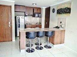 Luxury Suites Riverfront GYE
