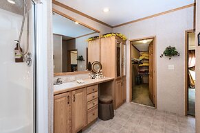 Swan Lake Resort Rentals