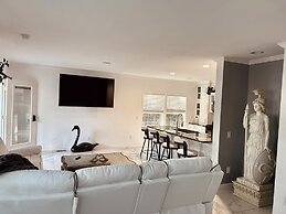 Swan Lake Resort Rentals