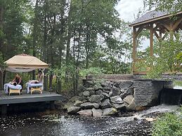 Swan Lake Resort Rentals