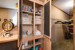 Swan Lake Resort Rentals