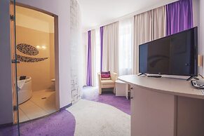 Granada Konferencia Wellness Sport Hotel