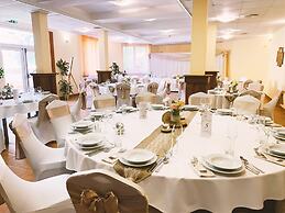 Granada Konferencia Wellness Sport Hotel