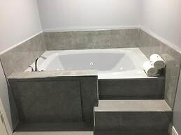 Platinum Inn and Suites