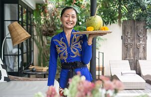 Villa Lora by Villa Finder