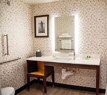 Holiday Inn & Suites Savannah Airport - Pooler by IHG