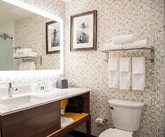 Holiday Inn & Suites Savannah Airport - Pooler by IHG