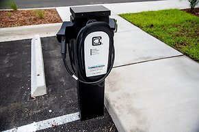 Holiday Inn & Suites Savannah Airport - Pooler by IHG