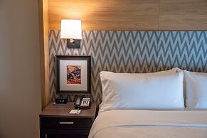 Holiday Inn & Suites Savannah Airport - Pooler by IHG