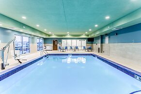 Holiday Inn Express & Suites Springfield North by IHG