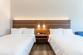 Holiday Inn Express & Suites Springfield North by IHG