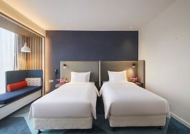 Holiday Inn Express Shanghai Xuhui Binjiang by IHG