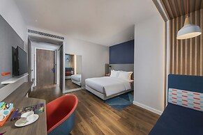 Holiday Inn Express Shanghai Xuhui Binjiang by IHG