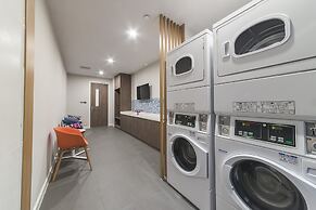 Holiday Inn Express Shanghai Xuhui Binjiang by IHG