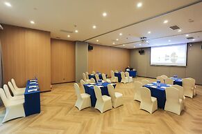 Holiday Inn Express Shanghai Xuhui Binjiang by IHG