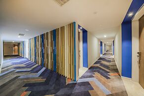 Holiday Inn Express Shanghai Xuhui Binjiang by IHG