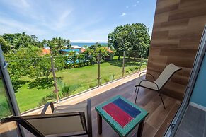 Jaco Sunset Boulevard Oceanview Condo