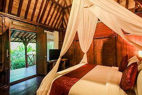 Keramas Sacred River Village