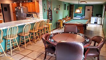 Family Friendly (Pets Welcome)