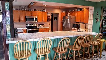 Family Friendly (Pets Welcome)