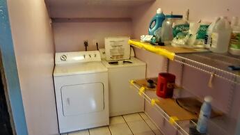 Family Friendly (Pets Welcome)