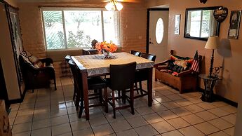 Family Friendly (Pets Welcome)