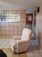 Family Friendly (Pets Welcome)