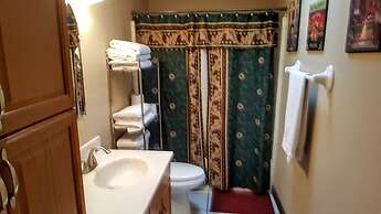 Family Friendly (Pets Welcome)