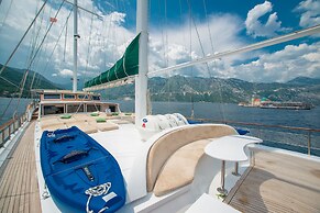 Dm Yachting - 7 Night Cruise Sun-Sun