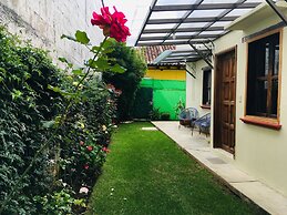 Hotel Ocho Barrios