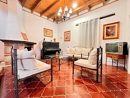 Hotel Ocho Barrios