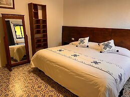 Hotel Ocho Barrios