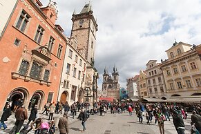 Karlova 25 Apartments