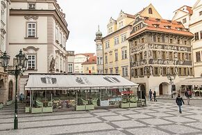 Karlova 25 Apartments