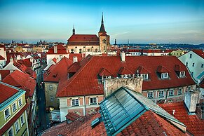 Karlova 25 Apartments