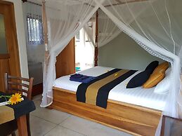 White Villa Beach Resort