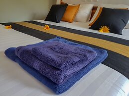 White Villa Beach Resort