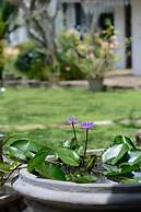 Hotel Warahena Walauwa