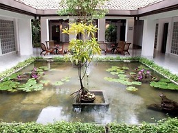 Hotel Warahena Walauwa