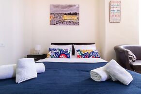 NHE Machne Yehuda Apartments