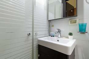 NHE Machne Yehuda Apartments