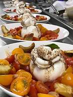 NHE Machne Yehuda Apartments